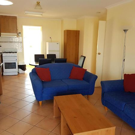 Comfort Inn & Suites King Avenue Sale Εξωτερικό φωτογραφία