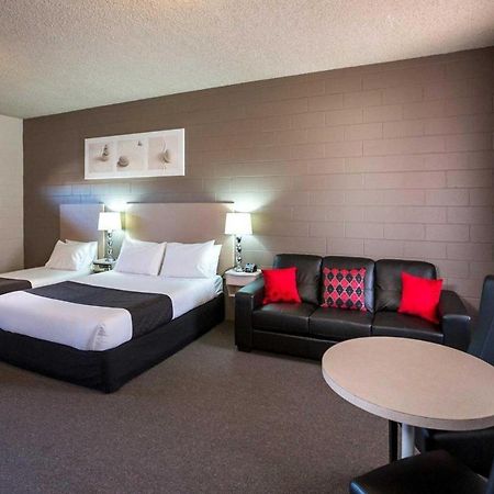 Comfort Inn & Suites King Avenue Sale Εξωτερικό φωτογραφία