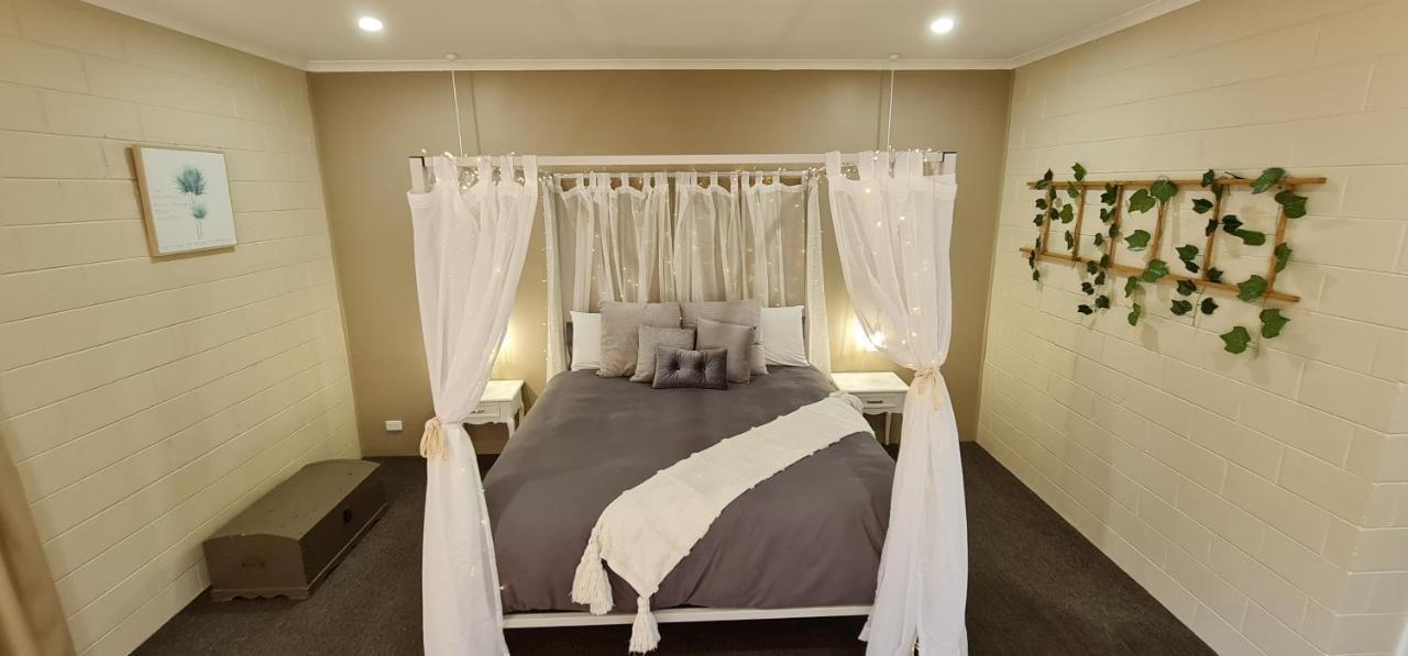 Comfort Inn & Suites King Avenue Sale Εξωτερικό φωτογραφία