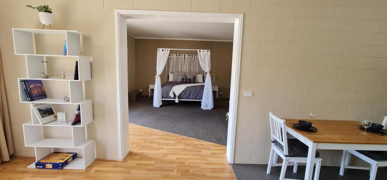 Comfort Inn & Suites King Avenue Sale Εξωτερικό φωτογραφία