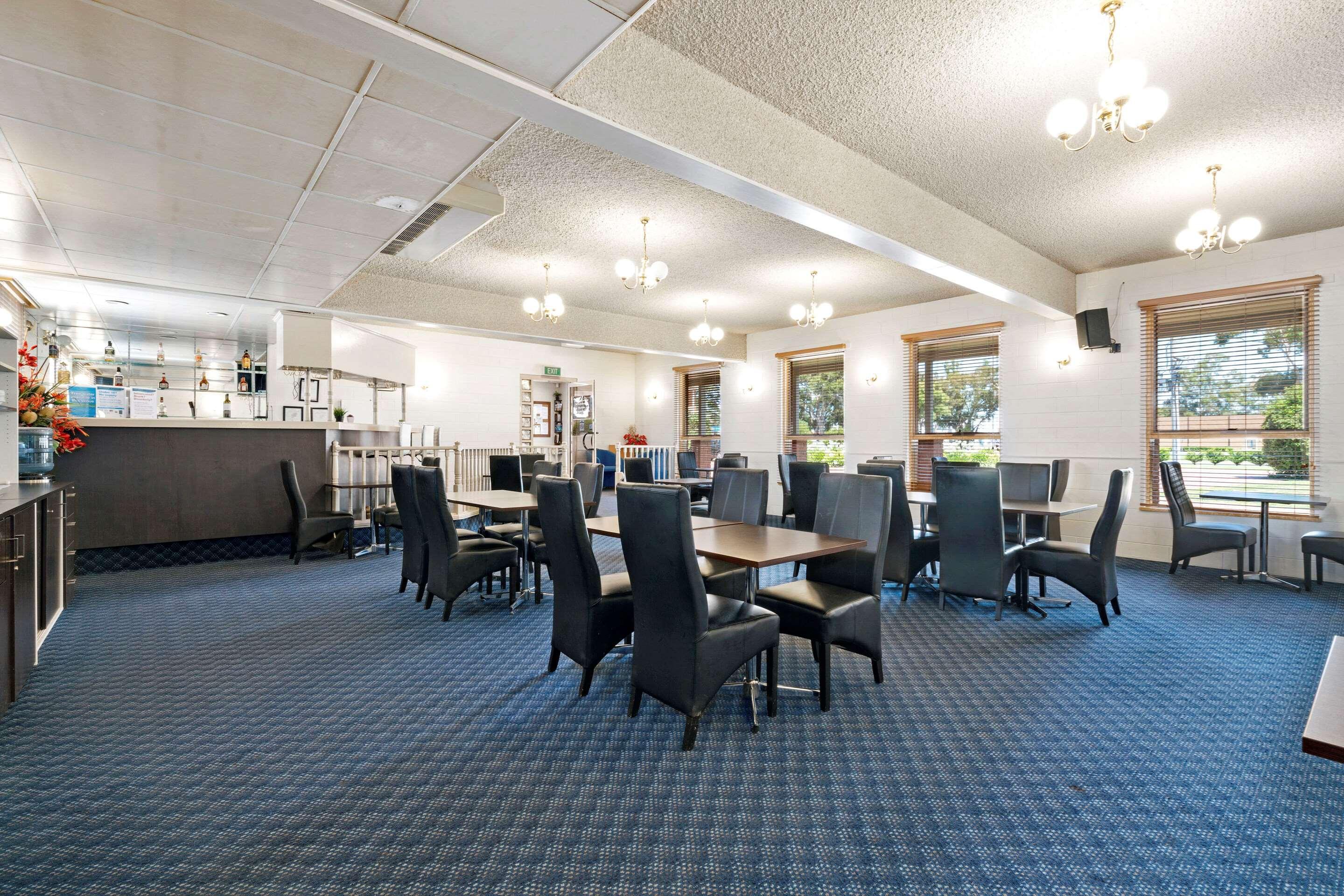 Comfort Inn & Suites King Avenue Sale Εξωτερικό φωτογραφία