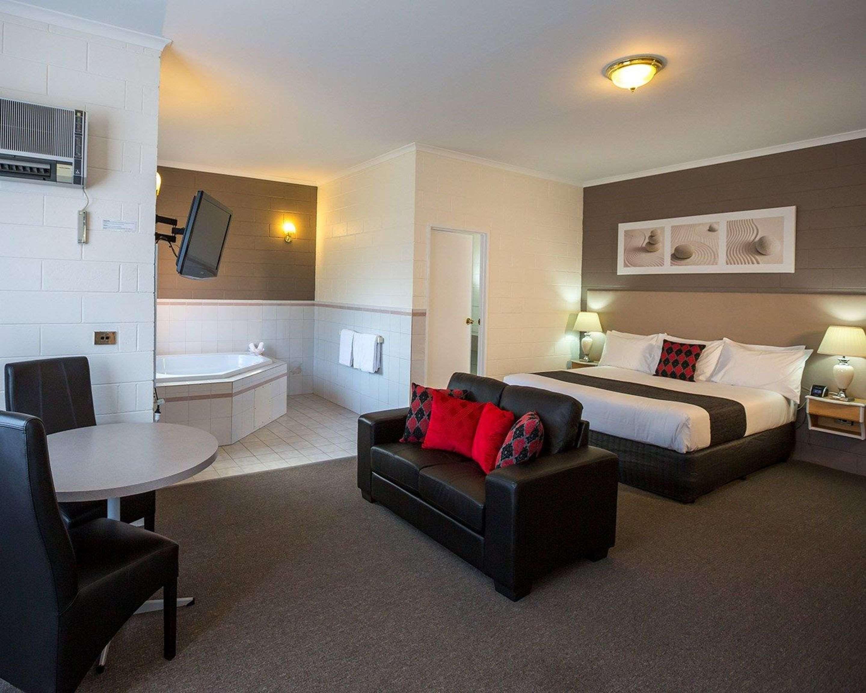 Comfort Inn & Suites King Avenue Sale Εξωτερικό φωτογραφία