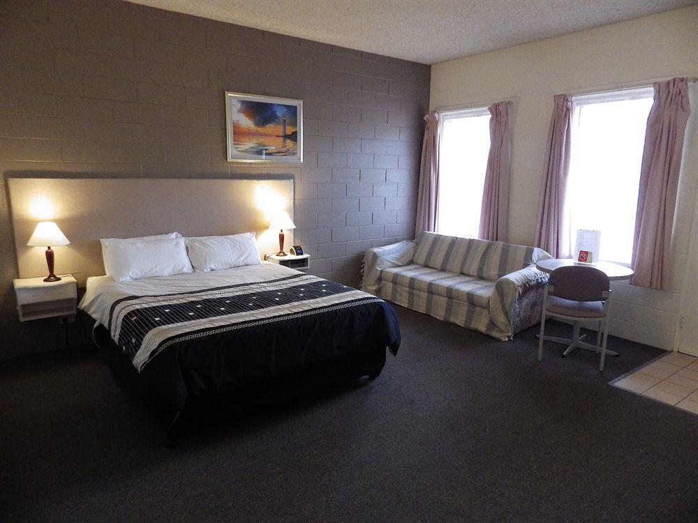 Comfort Inn & Suites King Avenue Sale Εξωτερικό φωτογραφία